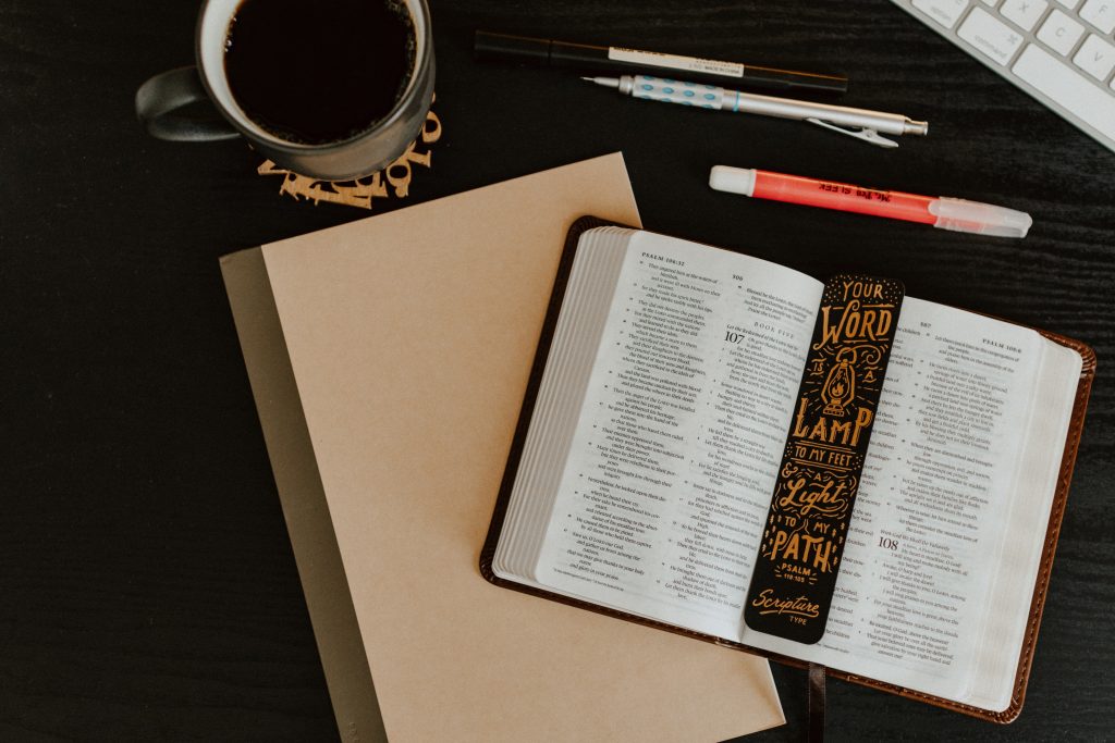 Study the Bible. How to Devo. Devotional Tips.